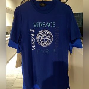 Versace men’s tee (size M)